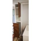 VENUS Art T160 Tölgyszínű Függesztett Ceruzaszekrény Szennyestartóval (31,1*160*35 cm)